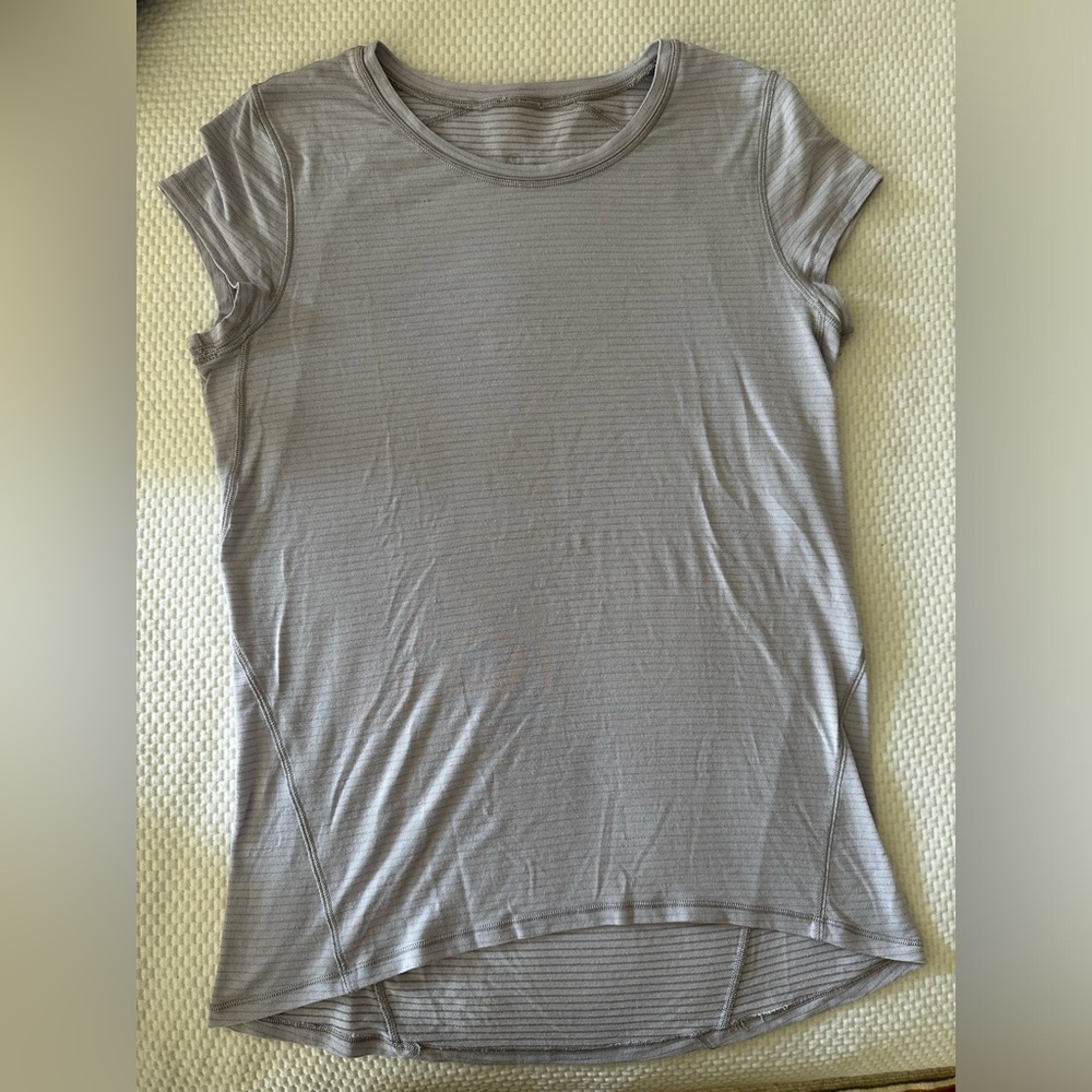 Purple Lululemon lightweight top